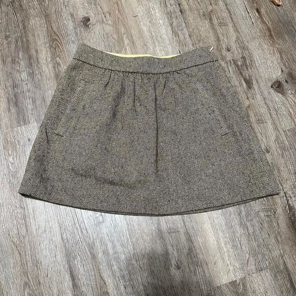 J. Crew Tweed Wool Mini Skirt Size 2 Pleated - Picture 1 of 4